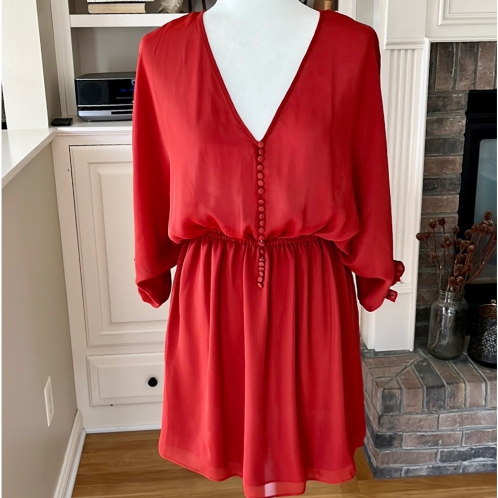 Forever 21 Dress in Tomato Red Color Size Medium Elastic Waist